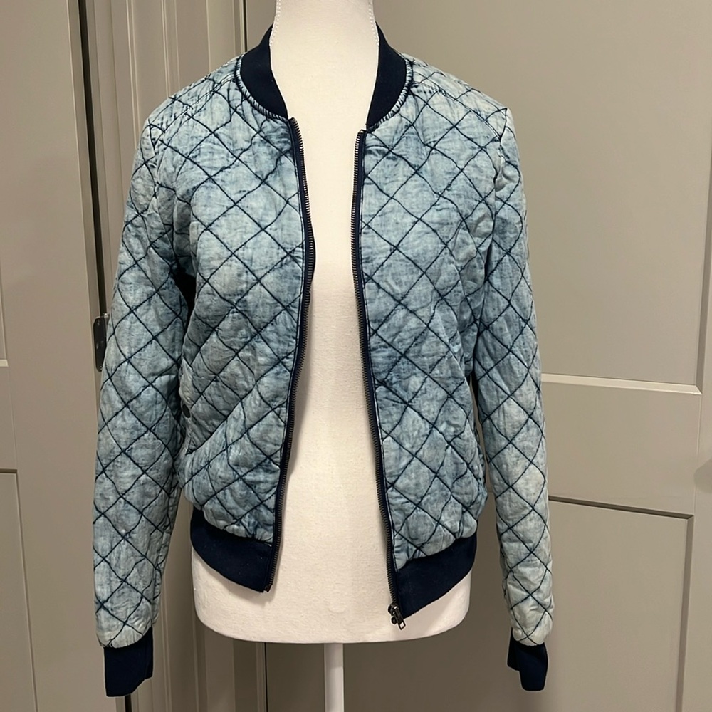 NWT Jacket Size Small